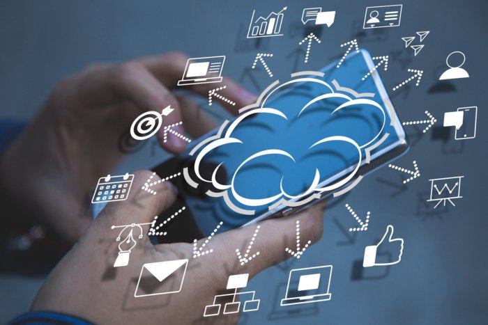 Fachkräftemangel: Hybrid-Cloud stabilisiert den IT-Betrieb