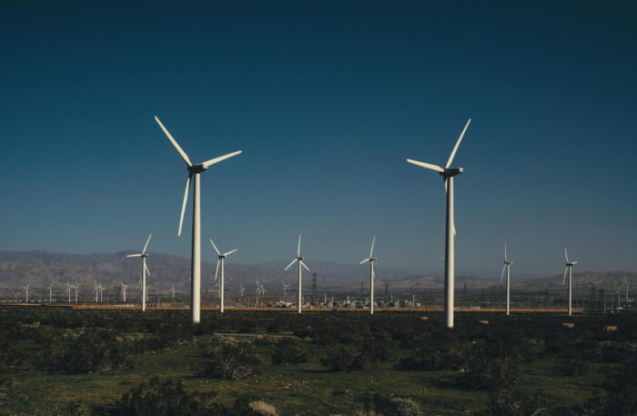 Carbon-Aware Scheduling: Green Software Patterns Reshape Cloud