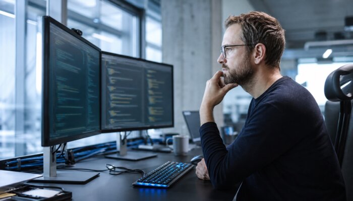Kubernetes-Governance in Multi-Cloud-Umgebungen: Policy-as-Code mit OPA und Kyverno
