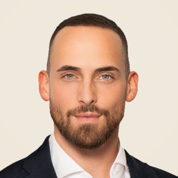 Jakob Bach