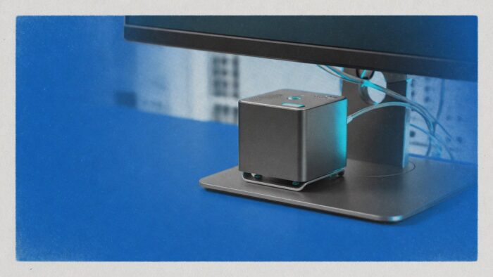 MSI Cubi NUC AI+: KI-Box unterm Monitor