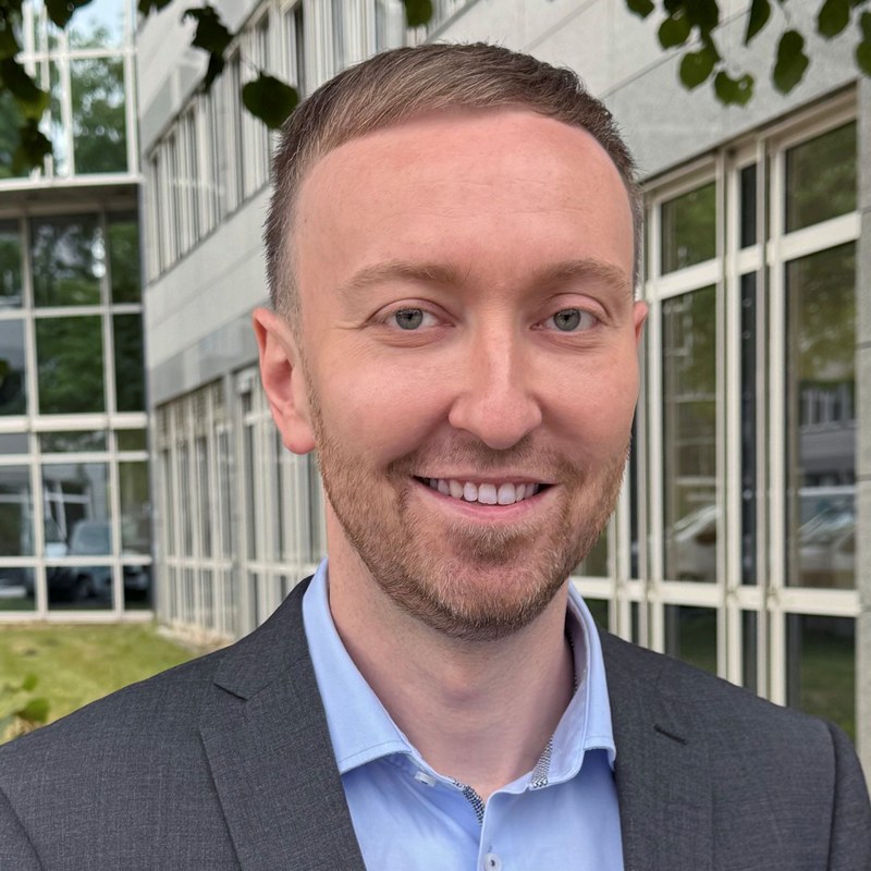 Porträt von Florian Ehlers, Produktmanager bei UTAX
